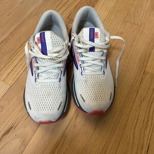 Brooks White and Purple Athletic Shoes